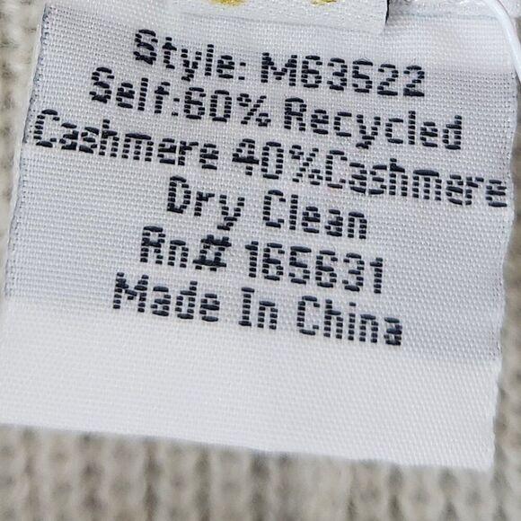 Johnny Was Calme Ribbed Bermuda Cashmere Shorts in Beige NWT Size S - Picture 9 of 15